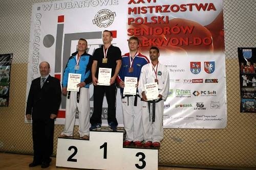 Mistrzynie i mistrzowie Polski z Legnickiego Klubu Taekwon-do